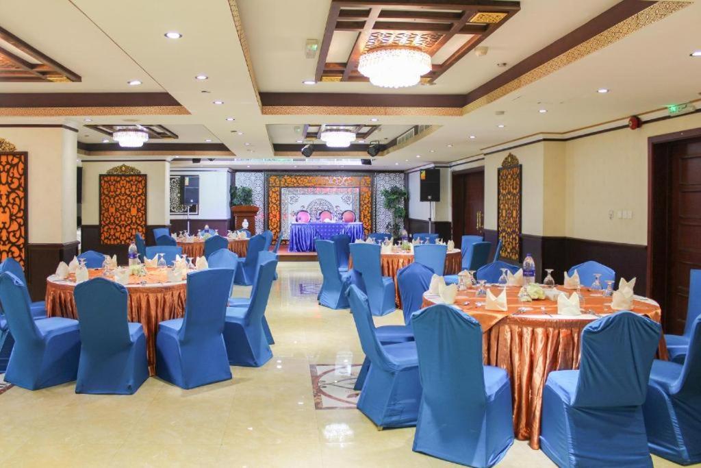 Clifton International Hotel フジャイラ エクステリア 写真